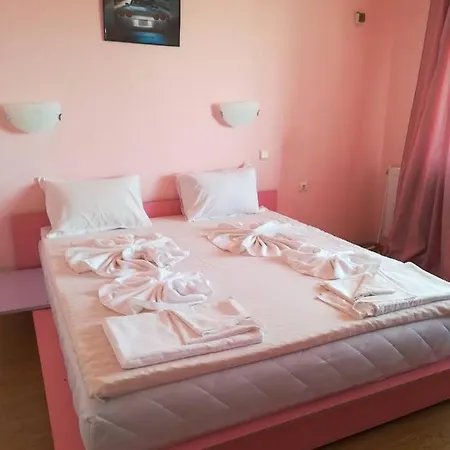 Complex Exotica فندق