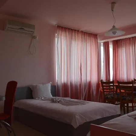Complex Exotica فندق