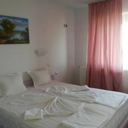فندق Complex Exotica لوزينيتس