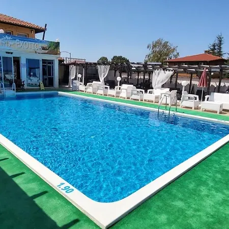 Complex Exotica فندق