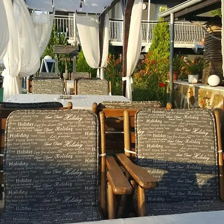 Complex Exotica فندق